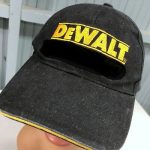 DeWALT Baseball sapka - 6-os - csíkos/fekete